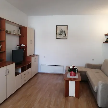 Doris & Petra Apartment